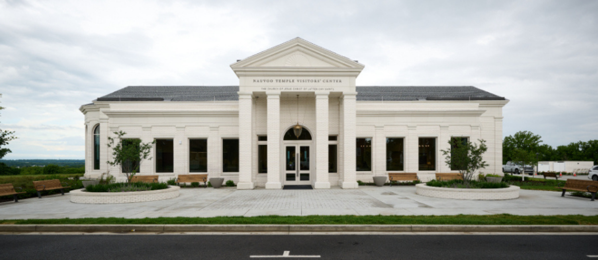 Nauvoo Temple Visitors' Center - 1200x522